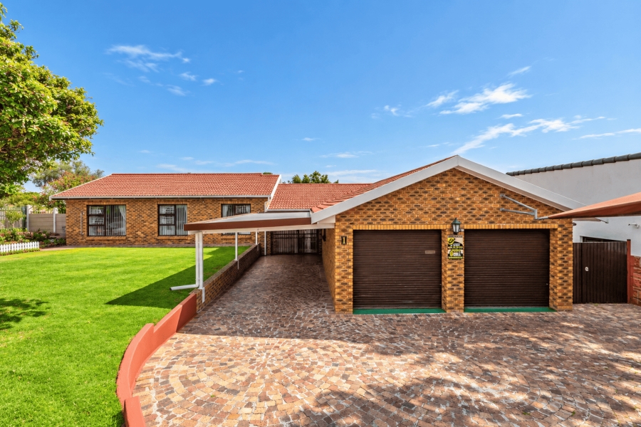 4 Bedroom Property for Sale in De Tijger Western Cape